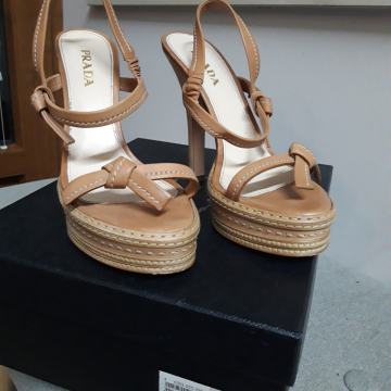 Ženske sandale Prada