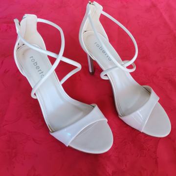 Ženske sandale Roberto, bež boje, veličina 37