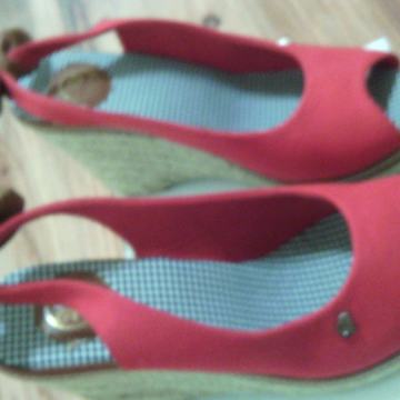 Ženske sandale "špagerice"