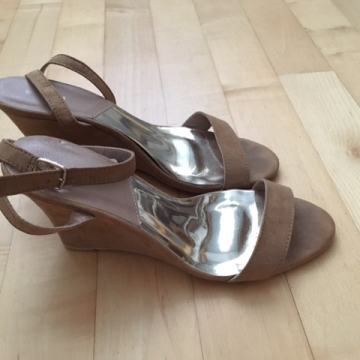 Ženske sandale, vel.39