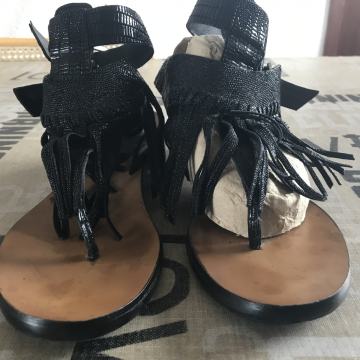 ŽENSKE SANDALE - ZARA