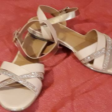 Zlatno - bež sandale