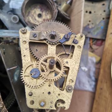 Dijelovi za zidne satove