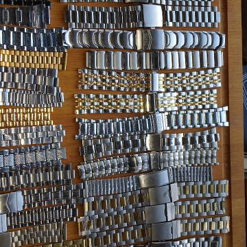 Metalne narukvice lot 36 kom