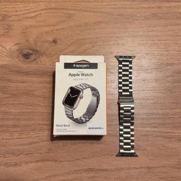 Remen za Apple Watch Spigen