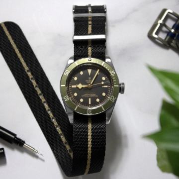 Remen za sat (nato) khaki/crna 22 mm