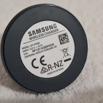 SAMSUNG WIRELESS CHARGER, model: EP-Y0760