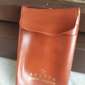 Swiss Aretta - torbica za sat