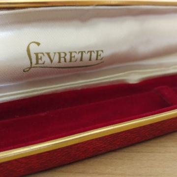 Vintage LEVRETTE kutija za sat