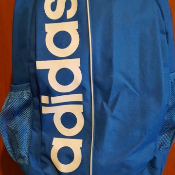 Adidas ruksak nov iz Njemačke
