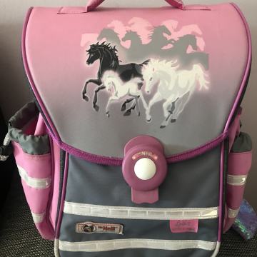 Mc Neill školska torba