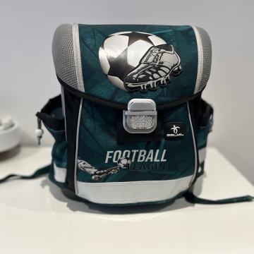 Prodajem školsku torbu Belmil – Football League