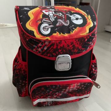 Školska anatomska torba za dječake