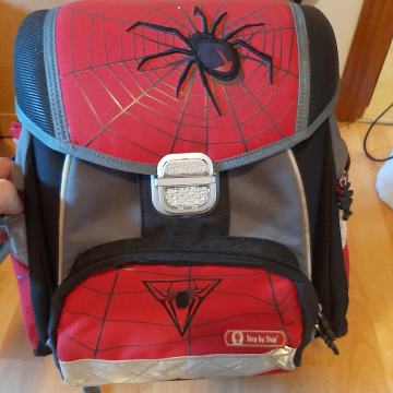 Skolska Torba kao nova