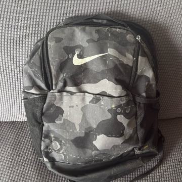 Školska torba Nike za dječake