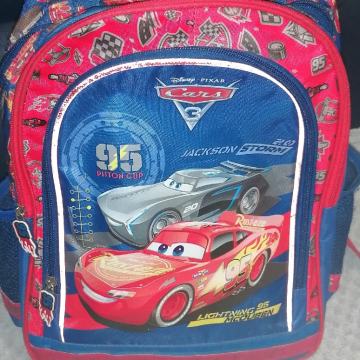 školska torba i pernica jurić