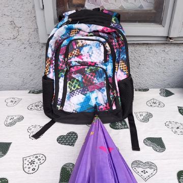 ŠKOLSKI RUKSAK  SA KISOBRANOM