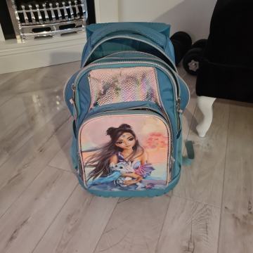 Top model školsaka torba