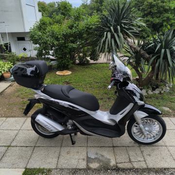 Piaggio Beverly 300 I.E. 278 cm3