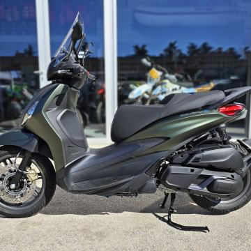 Piaggio Beverly 400 HPE SPORT E5+,ISPORUKA ODMAH!AKCIJA!!!