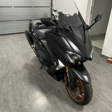 Yamaha T-max530 530 cm3