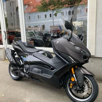 YAMAHA TMAX TECH MAX 2025! NOVO! 3 GODINE GARANCIJE!
