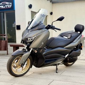Yamaha XMAX 300 TechMax, Nove gume, Servis, Reg. God dana..