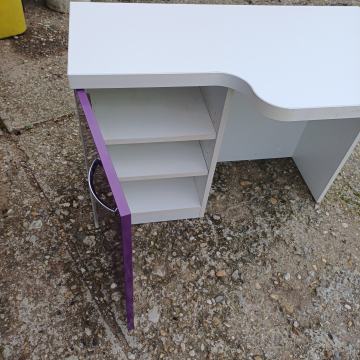 Komoda za šminkanje