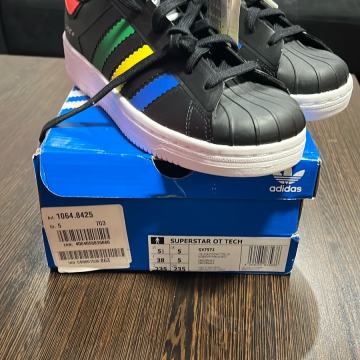 Adidas tenisice Superstar br.38