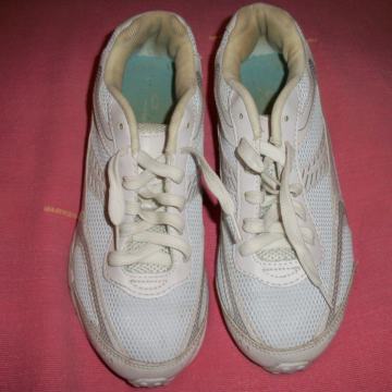 TENISICE -br.37,5-3X