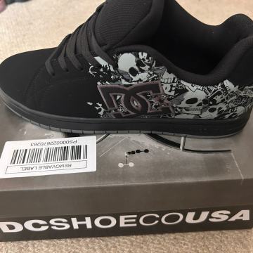 NOVO - Tenisice DC SHOES Gaveler Skull model - 44.5