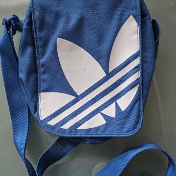 Adidas torbica