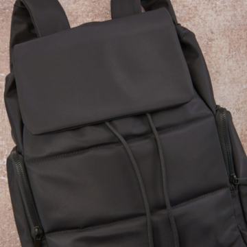 CRNI RUKSAK  -  NOVO