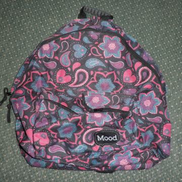 LAGANI ŽENSKI RUKSAK 40 x 28cm