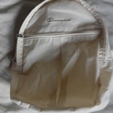 Ruksak Champion