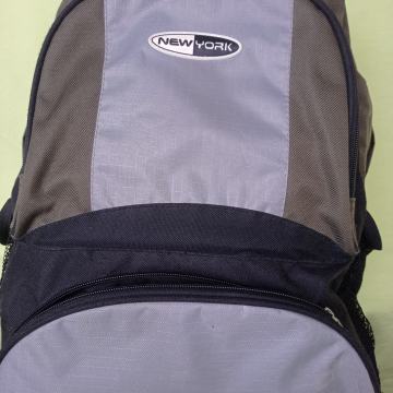 RUKSAK -NEW YORK
