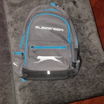 Slazenger ruksak sa 2 torbice