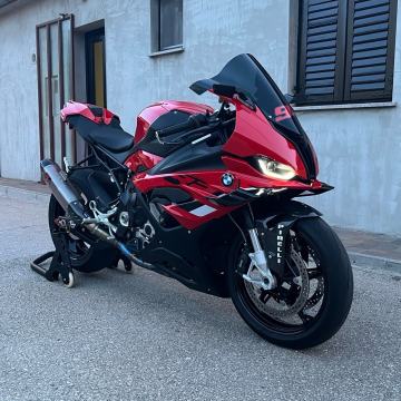 BMW S1000RR 999 cm3