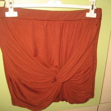 AMISU - NEW YORKER SUKNJA VEL. 42