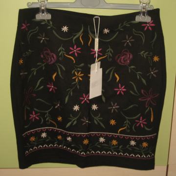 C&A SUKNJA VEL. UNI - NOVO