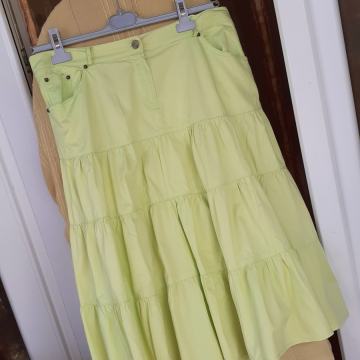 Country svjetlozelena suknja L/42