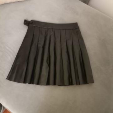 crna kožna suknja S veličine