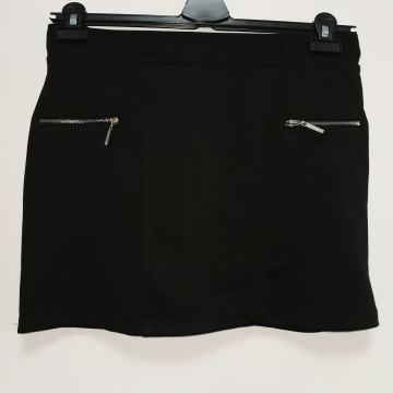 Crna minica - pamučna mini suknja