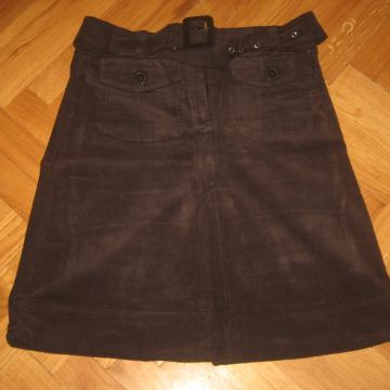 CRNA SAMT SUKNJA VEL. 38 - NOVO