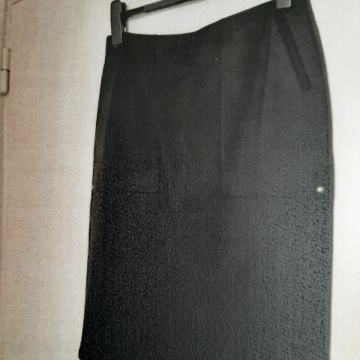 NOVA crna suknja marke RESERVED