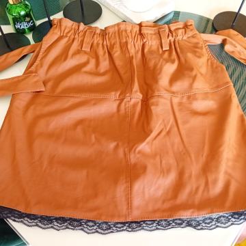 KOŽNA SUKNJA vel. M/L - NOVO