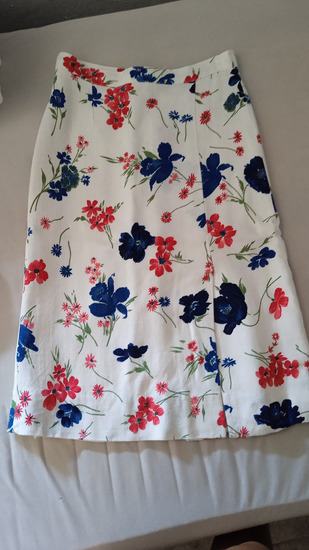 Cvjetna suknja s prorezom