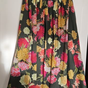 Cvjetna suknja iBlues