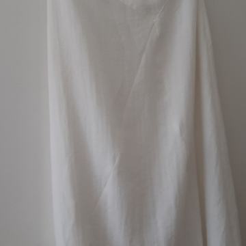 Duga bijela suknja br. 42