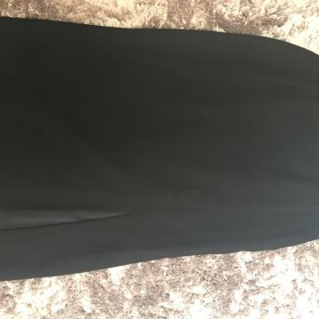 Suknja Betty Barclay br.38